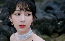 娱乐吃瓜背景女星是谁呀,揭秘当红女星背后的故事